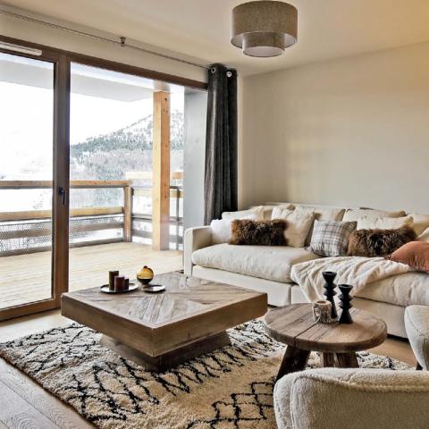 Séjour appartement neuf à Huez